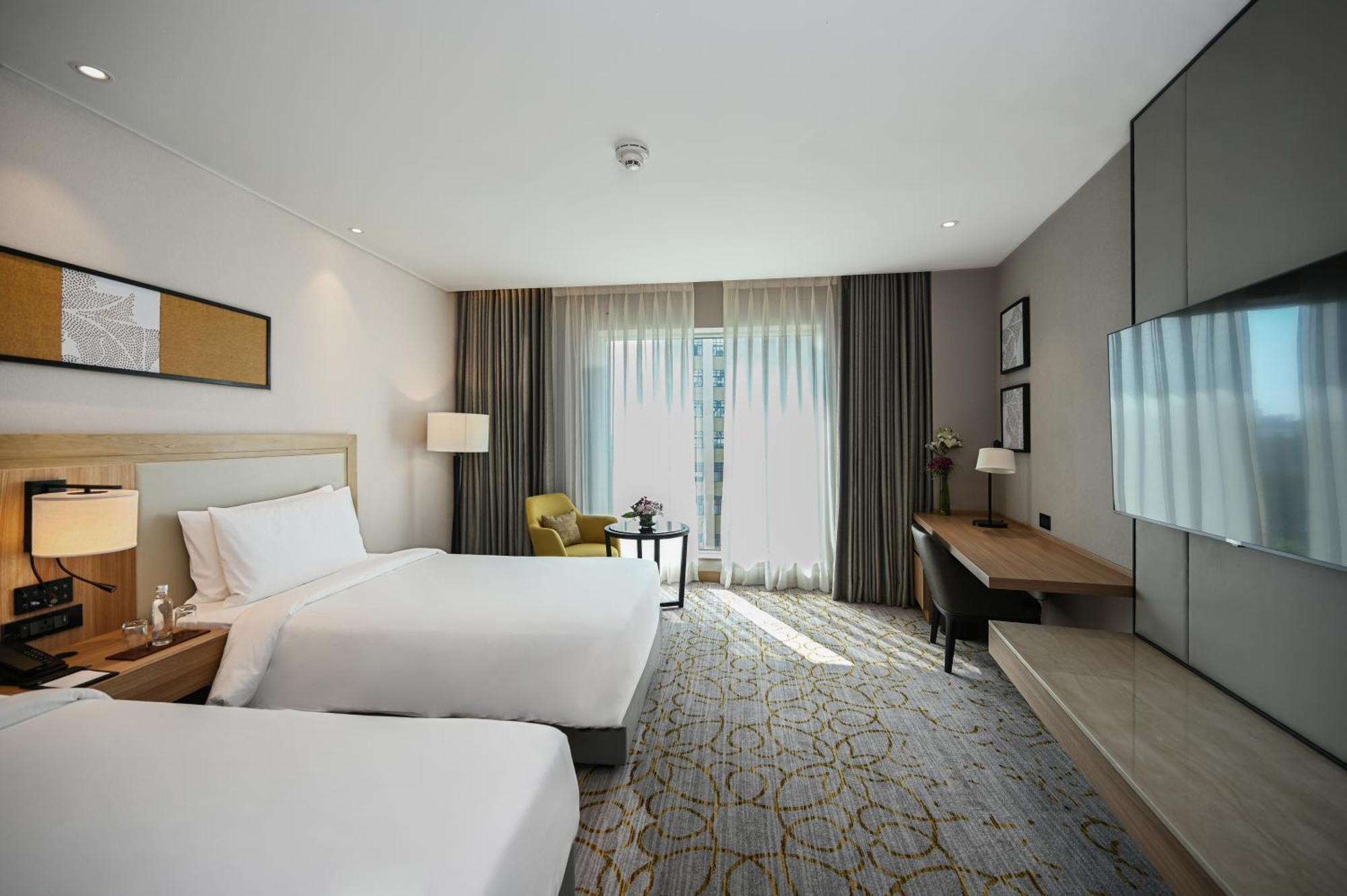 Lyfe Hotel Bhubaneswar Extérieur photo