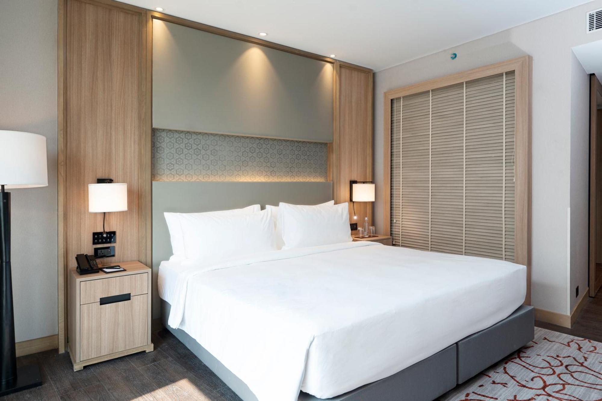 Lyfe Hotel Bhubaneswar Extérieur photo